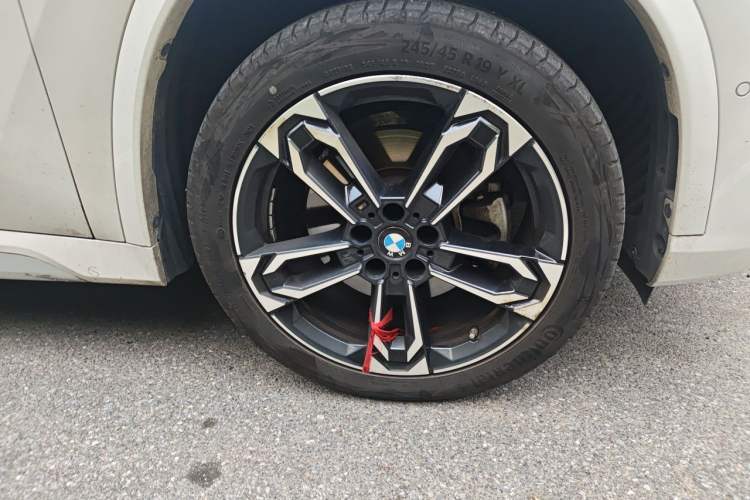 Used BMW X1 2023 sDrive25Li M Sport Package Right Front Wheel Hub