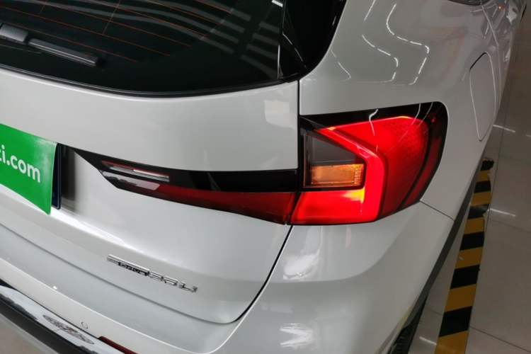 Used BMW X1 2023 sDrive25Li X Design Package Right Rear Taillight