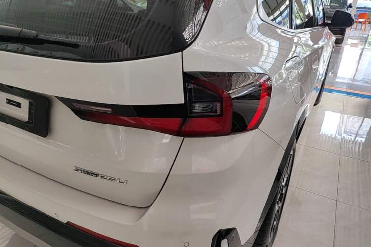 Used BMW X1 2023 sDrive25Li X Design Package Right Rear Taillight