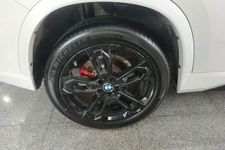 Used BMW X1 2023 sDrive25Li M Sport Package Right Rear Wheel Hub