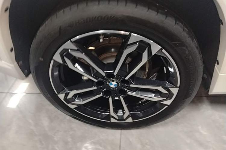Used BMW X1 2023 sDrive25Li M Sport Package Right Rear Wheel Hub