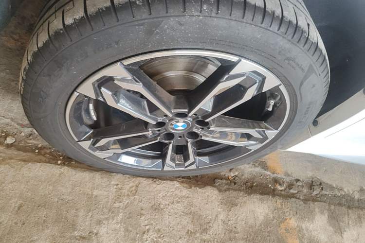 Used BMW X1 2023 sDrive25Li M Sport Package Right Rear Wheel Hub
