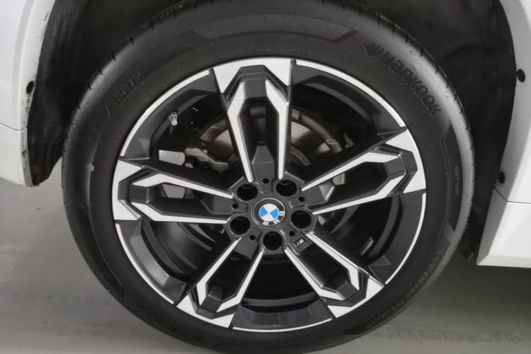 Used BMW X1 2023 sDrive25Li M Sport Package Right Rear Wheel Hub