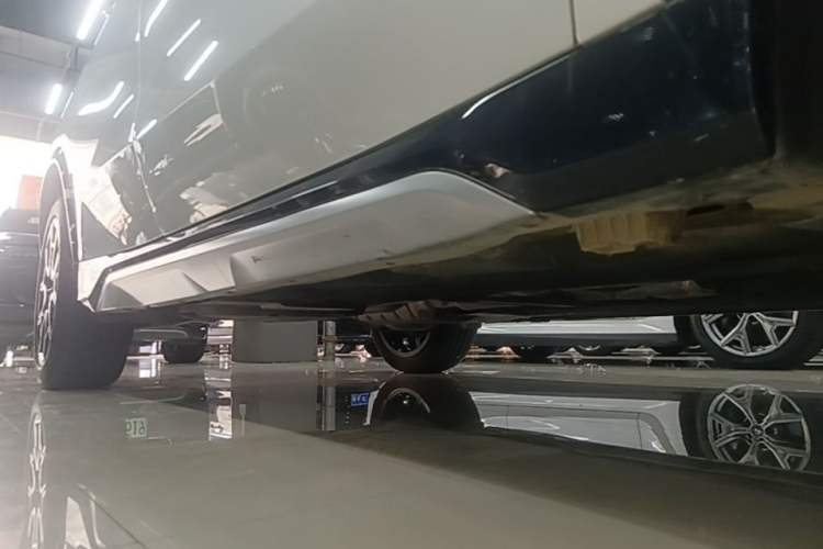 Used BMW X1 2023 sDrive25Li X Design Package Right Side Sill