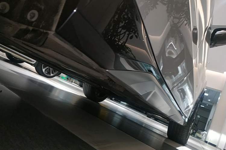 Used BMW X1 2023 sDrive25Li X Design Package Right Side Sill