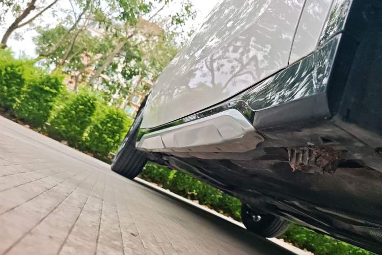 Used BMW X1 2023 sDrive25Li X Design Package Right Side Sill