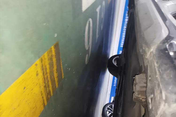Used BMW X1 2023 sDrive20Li X Design Package Right Side Sill