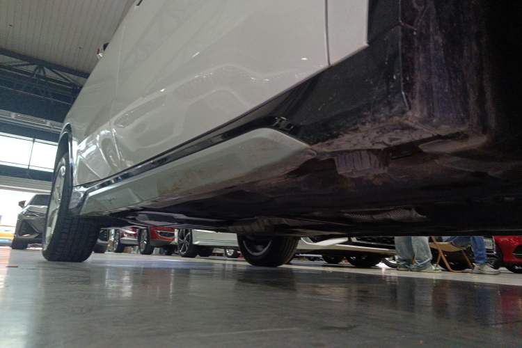 Used BMW X1 2023 sDrive20Li X Design Package Right Side Sill