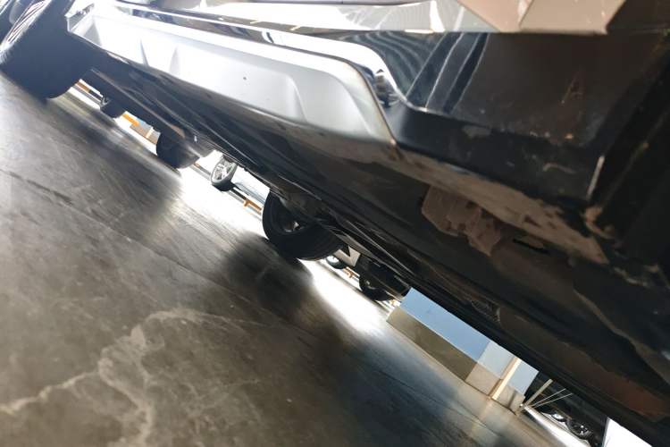 Used BMW X1 2023 xDrive25Li X Design Package Right Side Sill