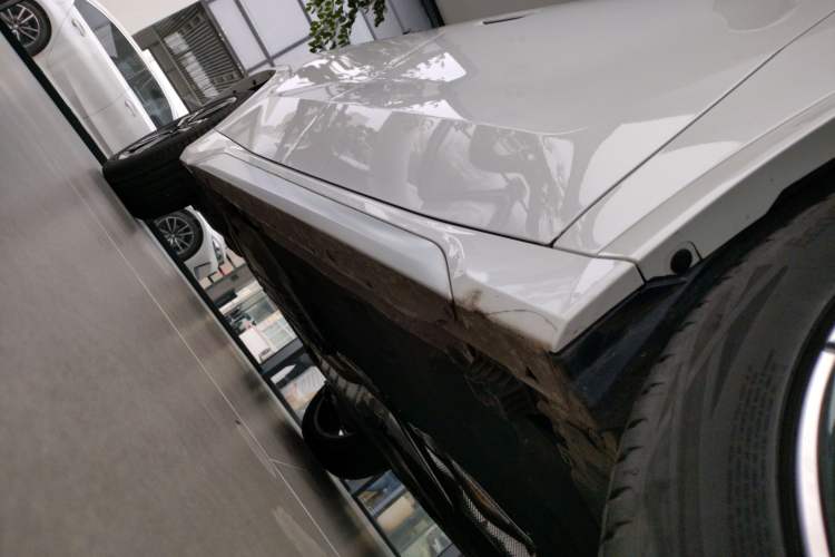 Used BMW X1 2023 sDrive25Li M Sport Package Right Side Sill