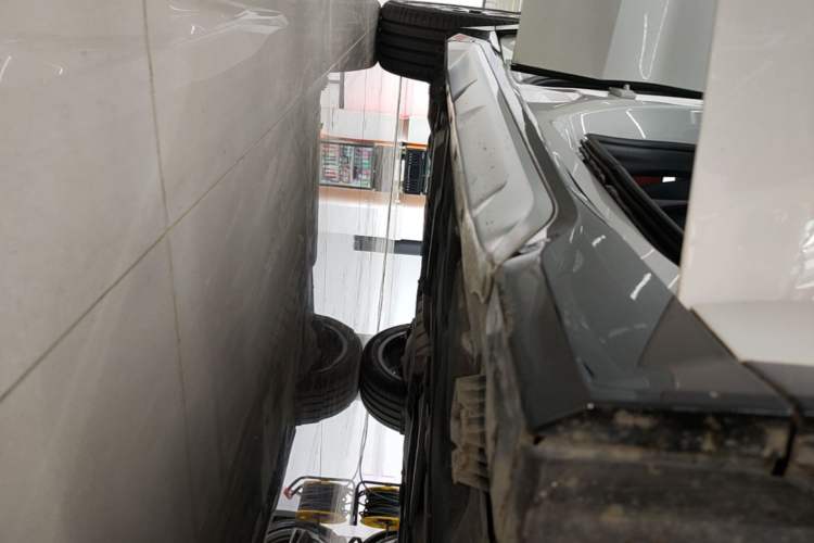 Used BMW X1 2023 sDrive25Li X Design Package Right Side Sill