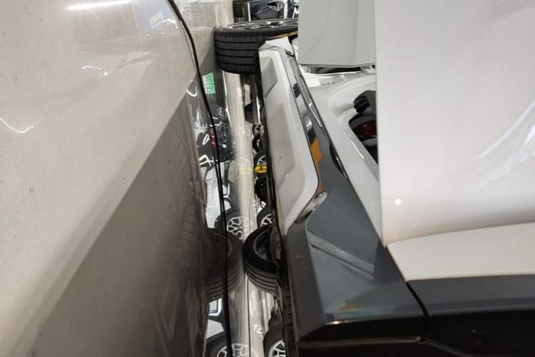 Used BMW X1 2023 sDrive25Li X Design Package Right Side Sill