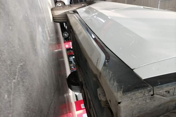 Used BMW X1 2023 sDrive25Li X Design Package Right Side Sill