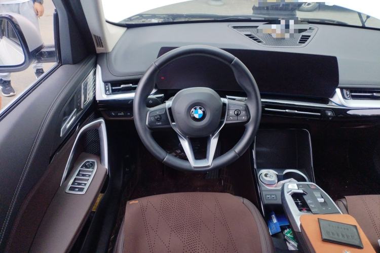 Used BMW X1 2023 sDrive20Li X Design Package Steering Wheel