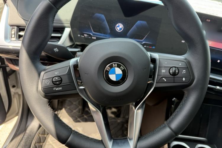 Used BMW X1 2023 sDrive25Li X Design Package Steering Wheel