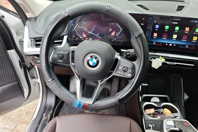 Used BMW X1 2023 sDrive25Li X Design Package Steering Wheel