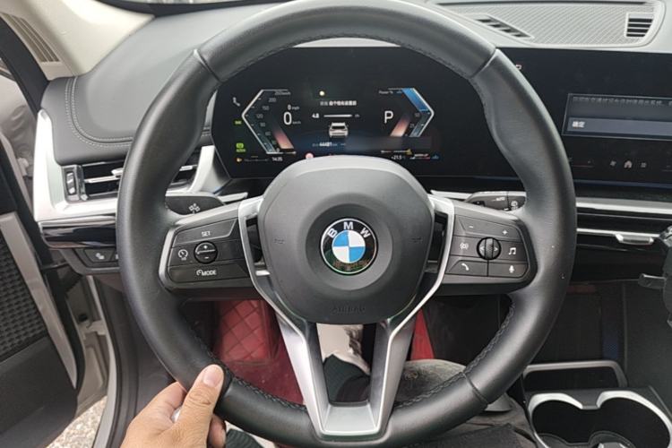 Used BMW X1 2023 sDrive25Li X Design Package Steering Wheel