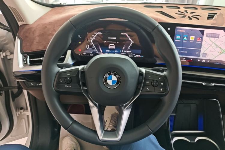 Used BMW X1 2023 sDrive25Li X Design Package Steering Wheel