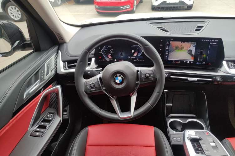 Used BMW X1 2023 sDrive25Li X Design Package Steering Wheel