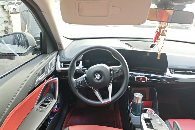 Used BMW X1 2023 sDrive25Li X Design Package Steering Wheel