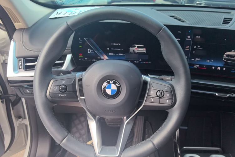 Used BMW X1 2023 sDrive25Li X Design Package Steering Wheel