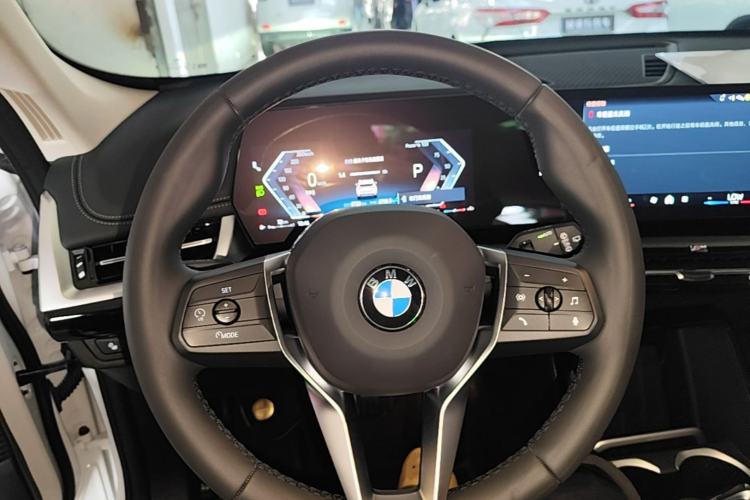 Used BMW X1 2023 sDrive25Li X Design Package Steering Wheel