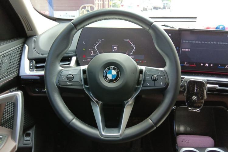 Used BMW X1 2023 sDrive20Li X Design Package Steering Wheel
