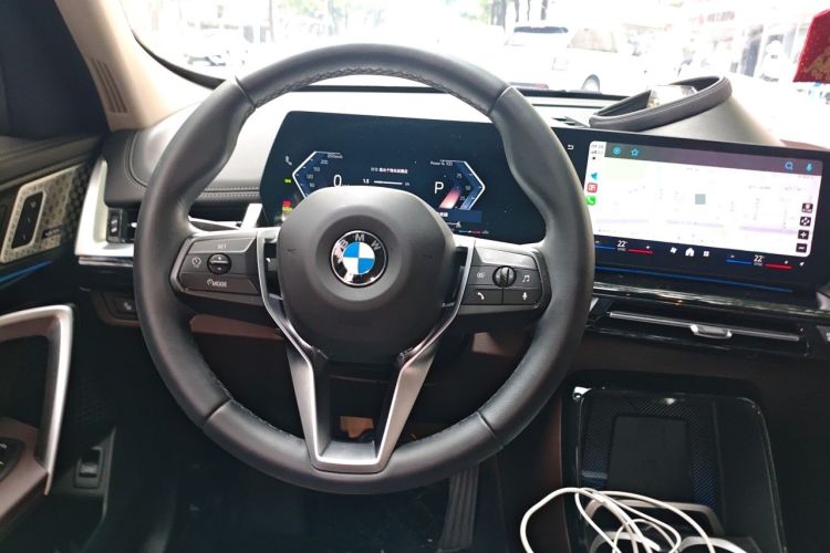 Used BMW X1 2023 sDrive25Li X Design Package Steering Wheel