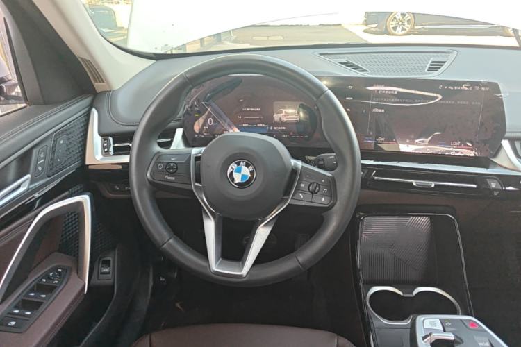 Used BMW X1 2023 sDrive20Li X Design Package Steering Wheel