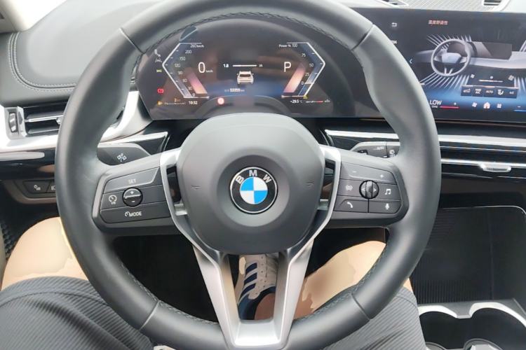 Used BMW X1 2023 sDrive20Li X Design Package Steering Wheel