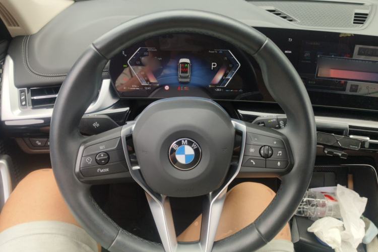 Used BMW X1 2023 sDrive25Li X Design Package Steering Wheel