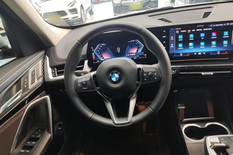 Used BMW X1 2023 sDrive25Li X Design Package Steering Wheel