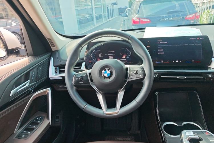 Used BMW X1 2023 sDrive20Li X Design Package Steering Wheel