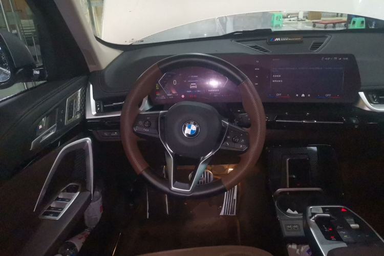 Used BMW X1 2023 sDrive25Li X Design Package Steering Wheel