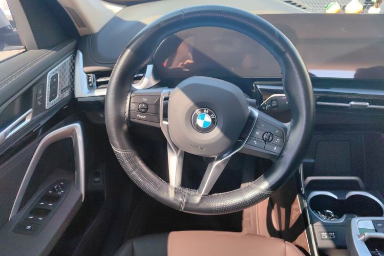 Used BMW X1 2023 sDrive25Li X Design Package Steering Wheel