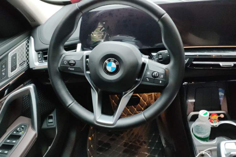 Used BMW X1 2023 sDrive25Li X Design Package Steering Wheel