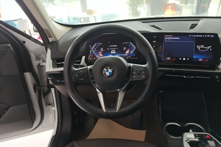 Used BMW X1 2023 sDrive20Li X Design Package Steering Wheel