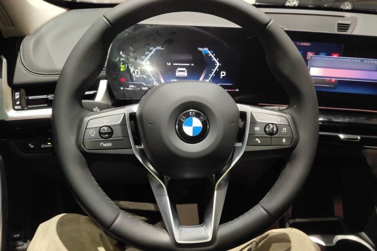 Used BMW X1 2023 sDrive25Li X Design Package Steering Wheel