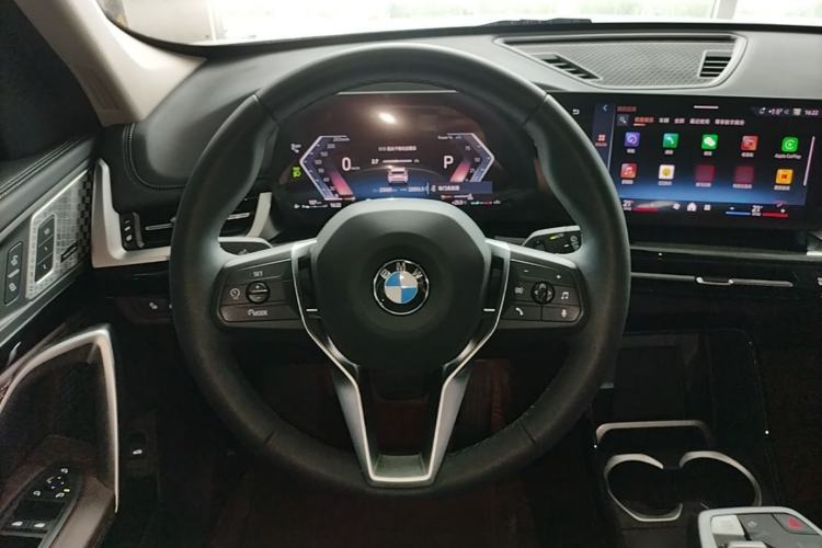 Used BMW X1 2023 sDrive25Li X Design Package Steering Wheel