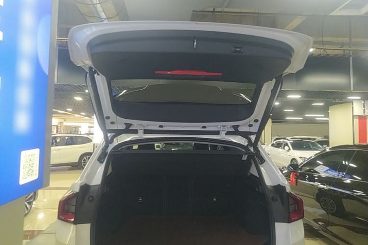 Used BMW X1 2023 sDrive25Li X Design Package Trunk