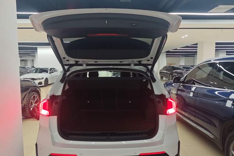 Used BMW X1 2023 sDrive25Li X Design Package Trunk