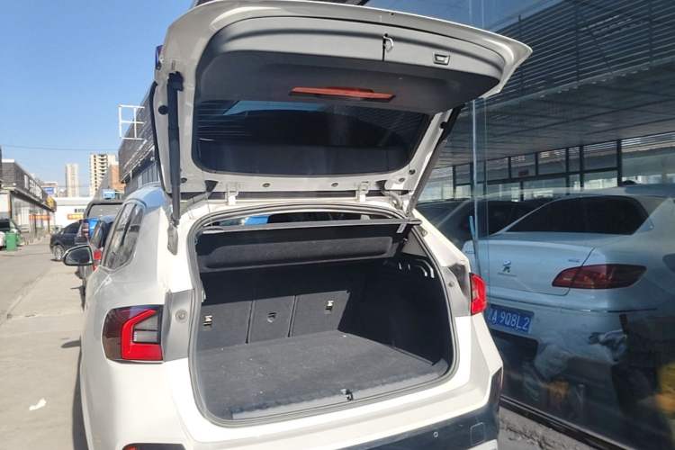 Used BMW X1 2023 sDrive25Li M Sport Package Trunk