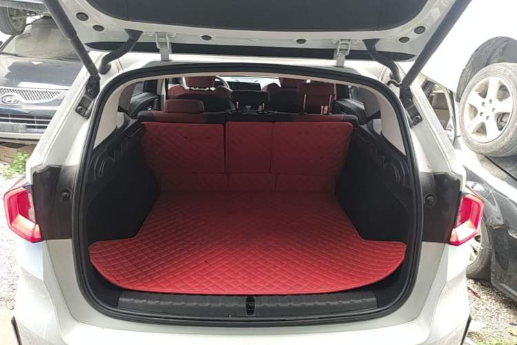 Used BMW X1 2023 sDrive25Li X Design Package Trunk