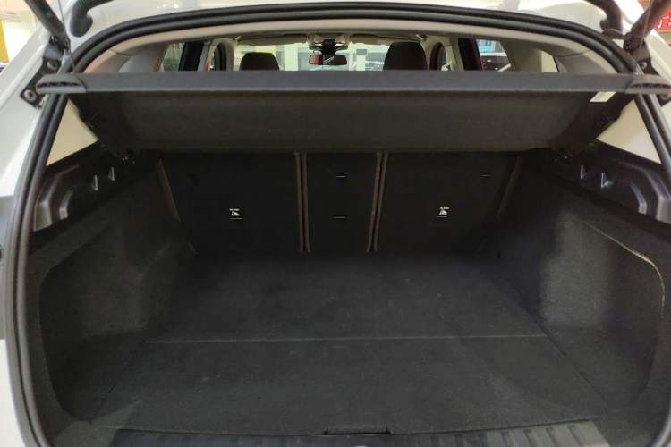 Used BMW X1 2023 sDrive25Li M Sport Package Trunk
