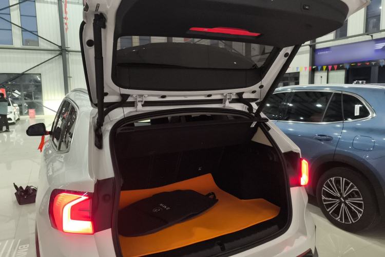 Used BMW X1 2023 sDrive25Li X Design Package Trunk