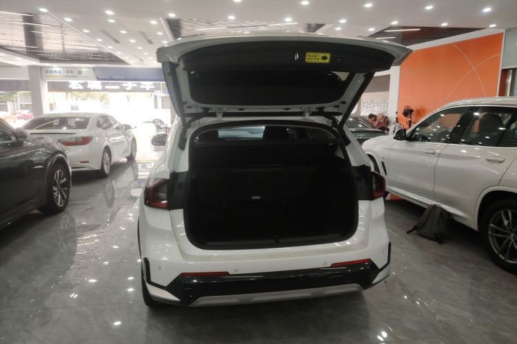 Used BMW X1 2023 sDrive25Li X Design Package Trunk