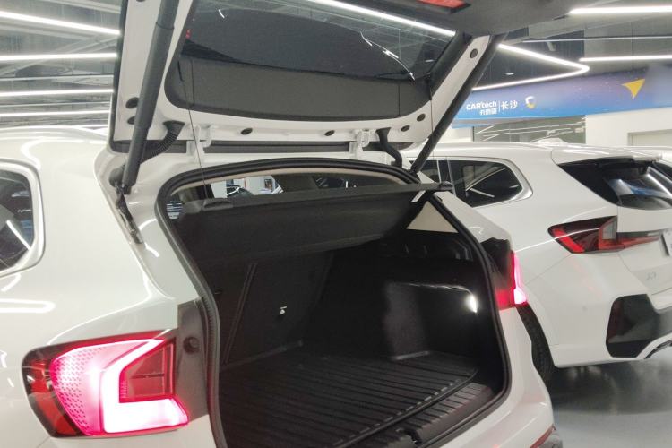 Used BMW X1 2023 sDrive25Li X Design Package Trunk