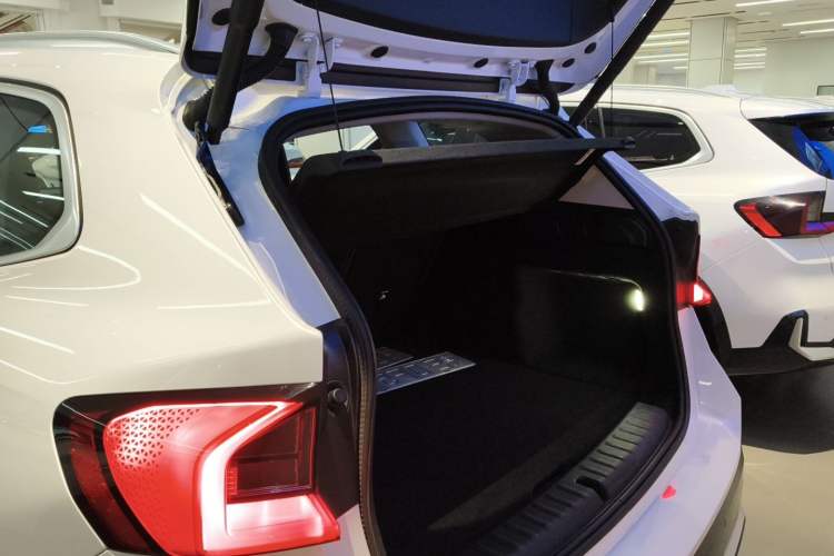 Used BMW X1 2023 sDrive25Li M Sport Package Trunk