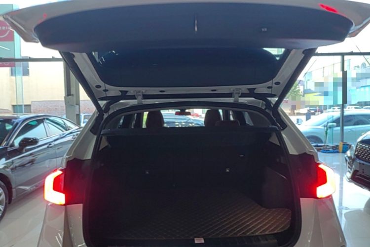 Used BMW X1 2023 sDrive25Li M Sport Package Trunk