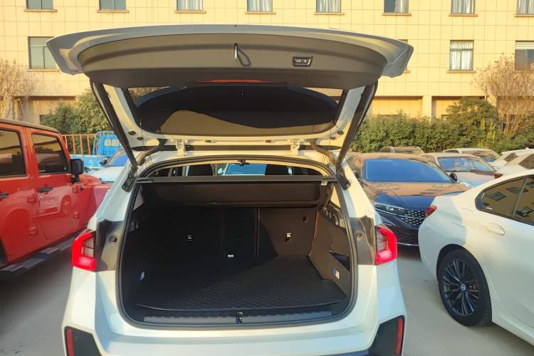 Used BMW X1 2023 sDrive25Li M Sport Package Trunk
